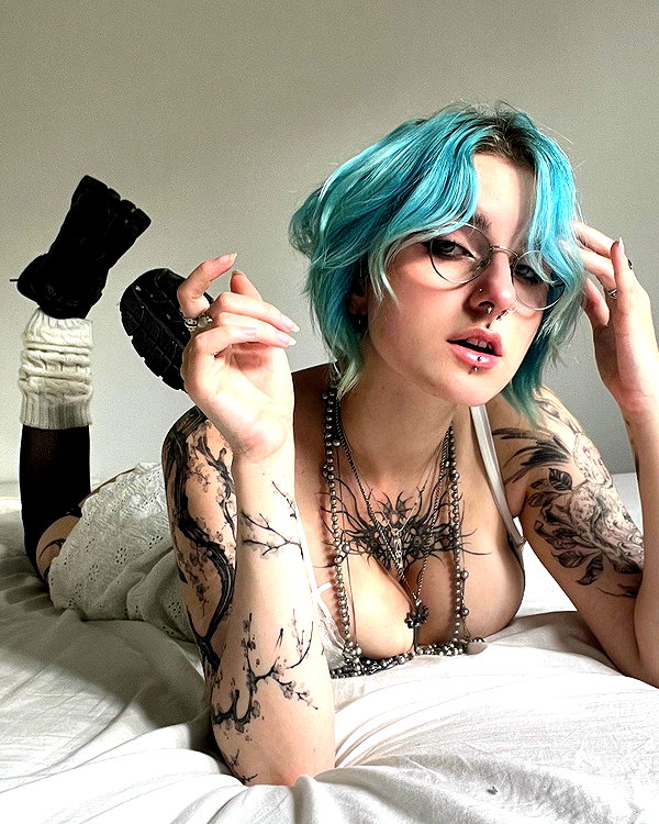 lyracr0w0 instagram image archive image