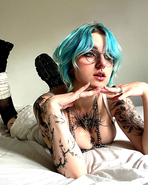 lyracr0w0 instagram image archive image