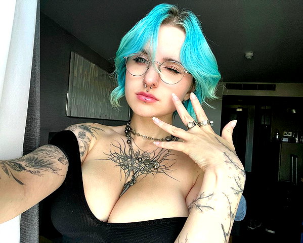 lyracr0w0 instagram image archive image
