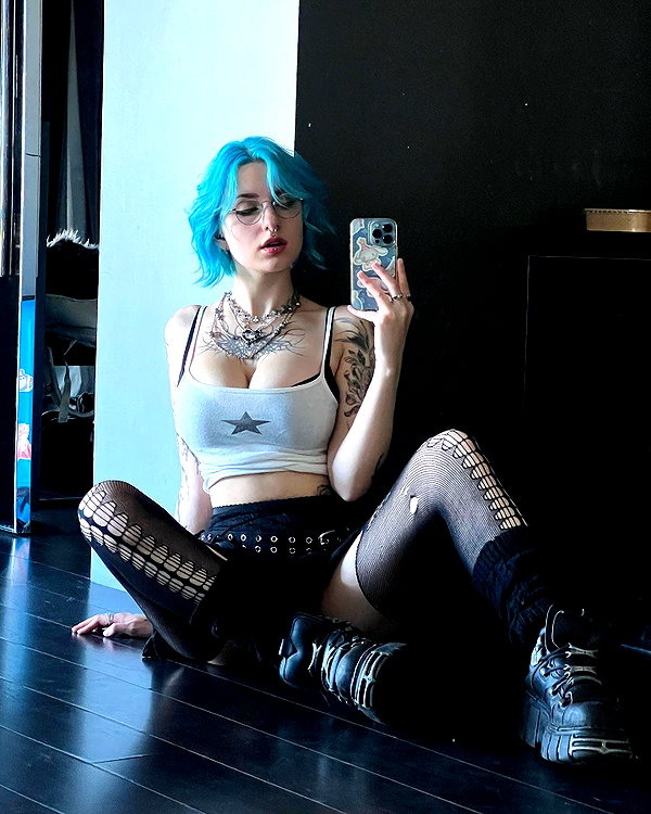 lyracr0w0 instagram image archive image