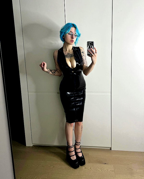 lyracr0w0 instagram image archive image
