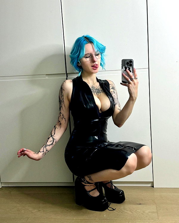 lyracr0w0 instagram image archive image