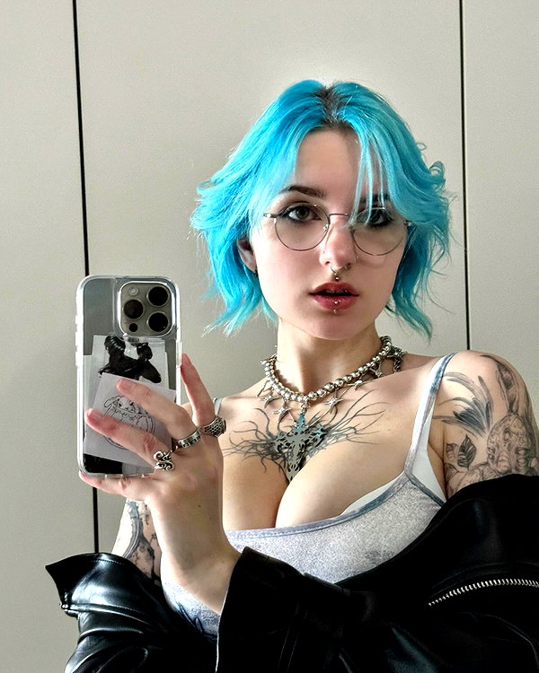 lyracr0w0 instagram image archive image