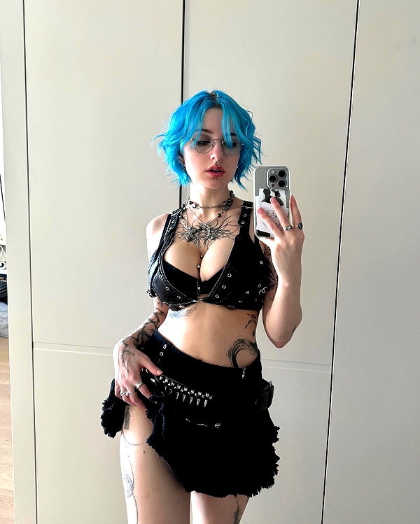 lyracr0w0 instagram image archive image