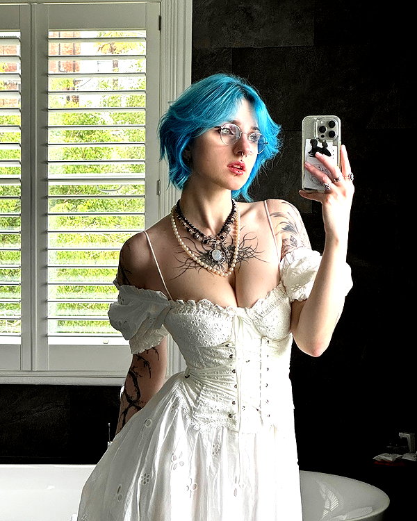 lyracr0w0 instagram image archive image