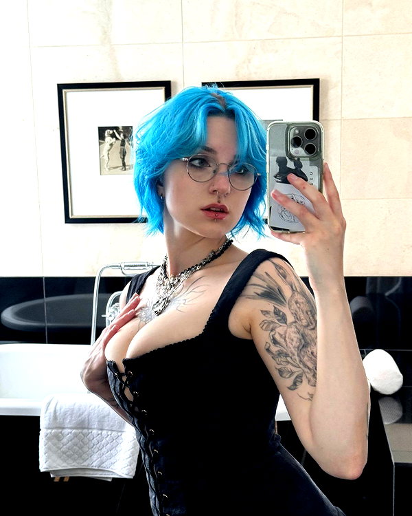 lyracr0w0 instagram image archive image
