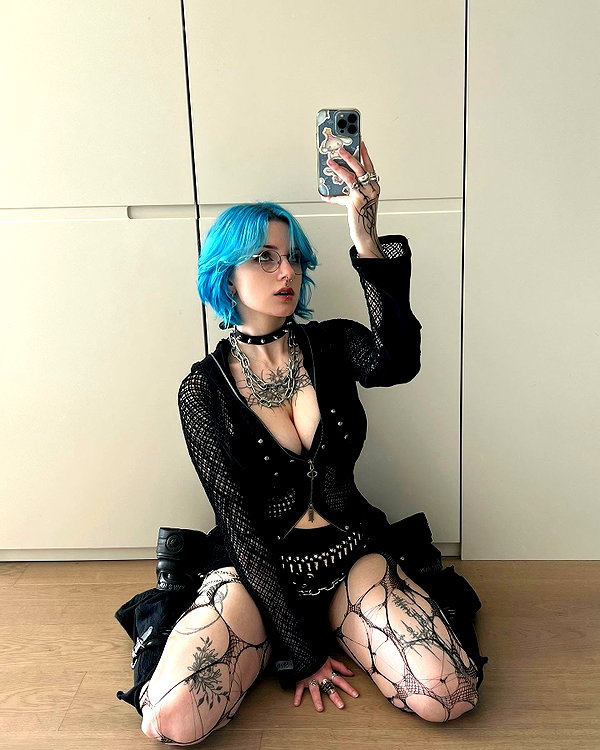 lyracr0w0 instagram image archive image