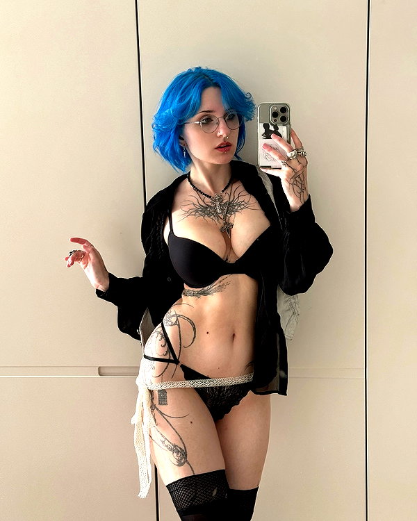lyracr0w0 instagram image archive image