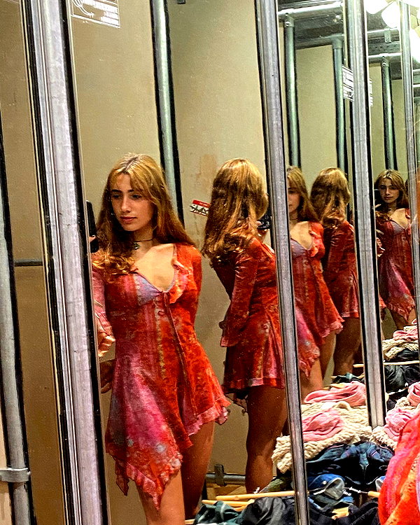 maayani___ instagram image archive image