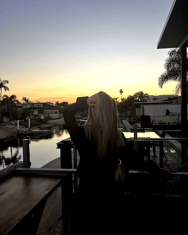 macyxjane_ instagram image archive image