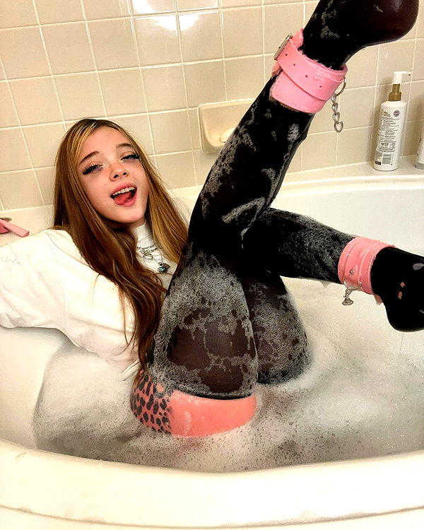 madgirll.x madgirll.x archive image