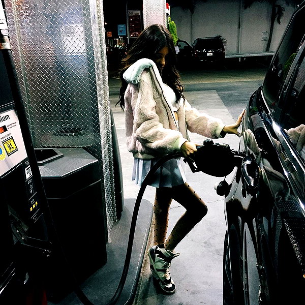 madisonbeer instagram image archive image