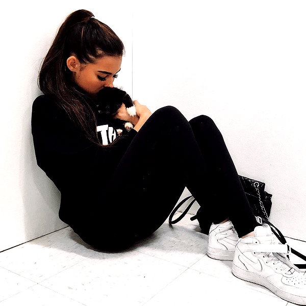 madisonbeer instagram image archive image