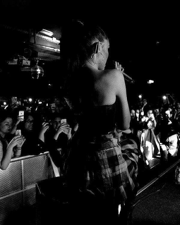 madisonbeer instagram image archive image