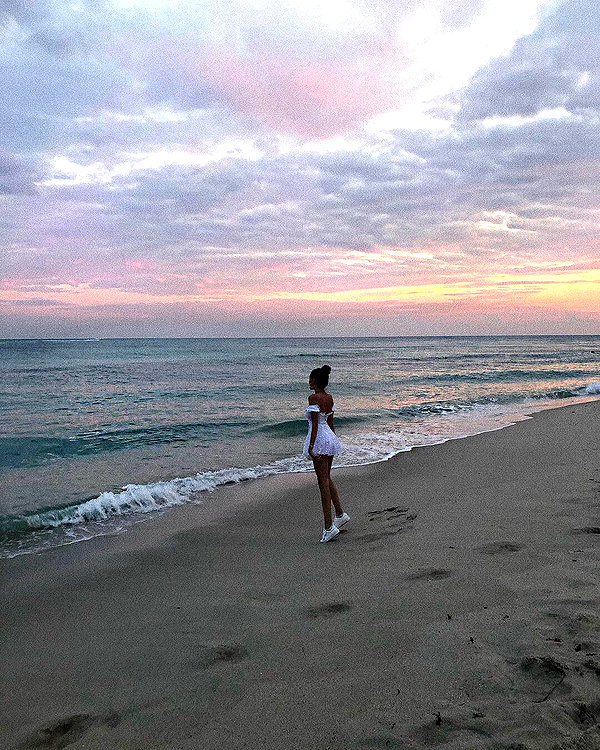 madisonbeer instagram image archive image