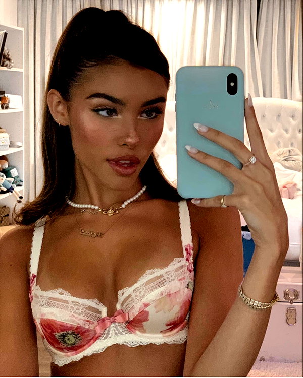 madisonbeer instagram image archive image