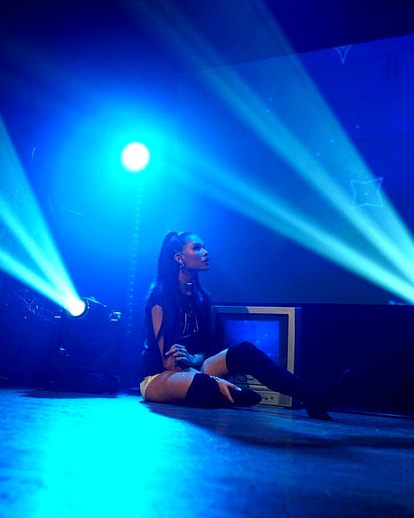 madisonbeer instagram image archive image