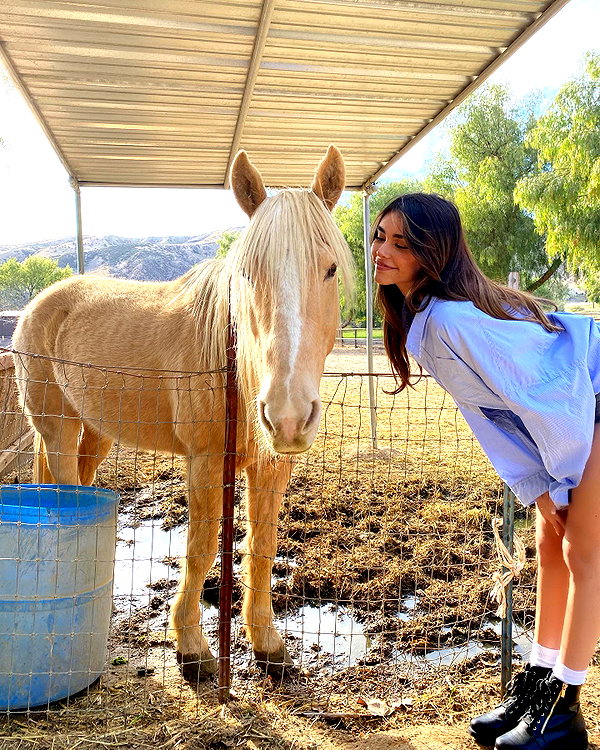 madisonbeer instagram image archive image