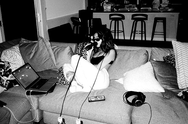 madisonbeer instagram image archive image