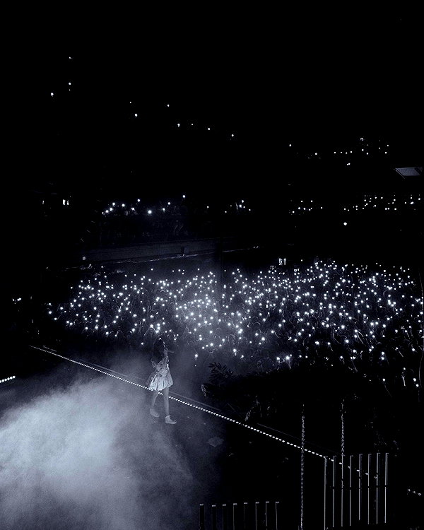 madisonbeer instagram image archive image