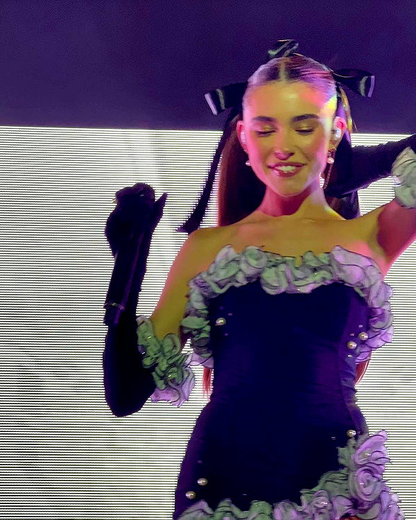 madisonbeer instagram image archive image