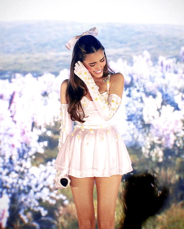 madisonbeer instagram image archive image