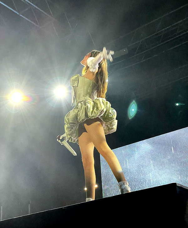 madisonbeer instagram image archive image