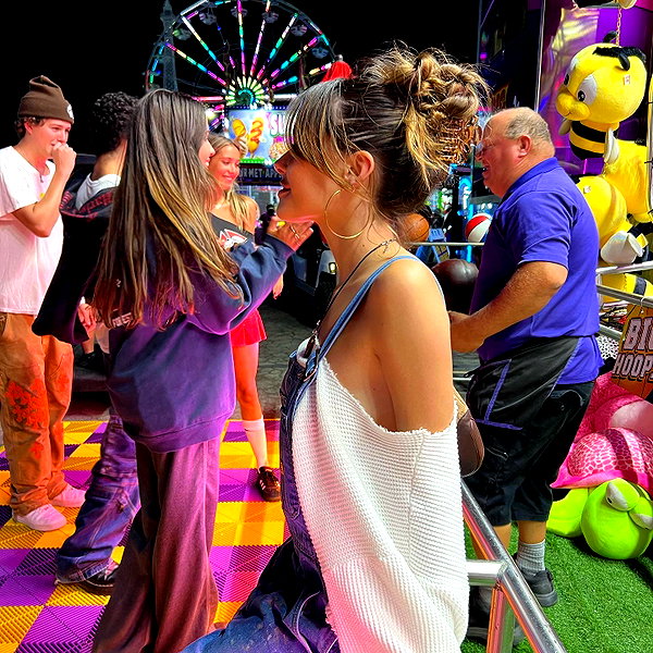 madisonbeer instagram image archive image