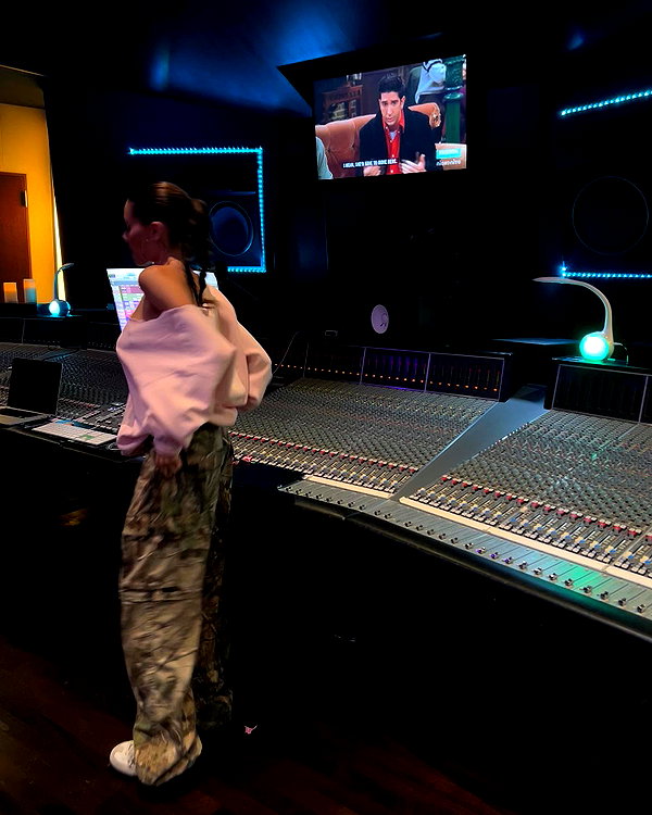 madisonbeer instagram image archive image