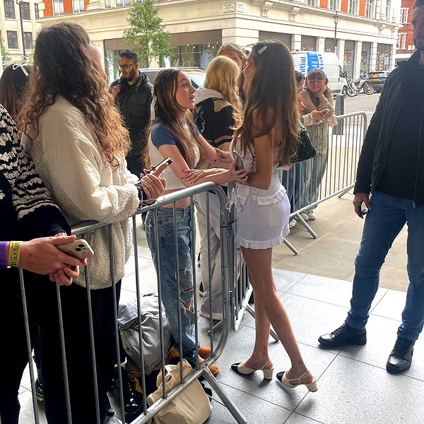 madisonbeer instagram image archive image