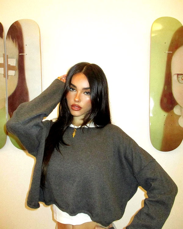 madisonbeer instagram image archive image