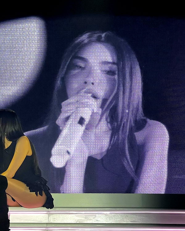 madisonbeer instagram image archive image