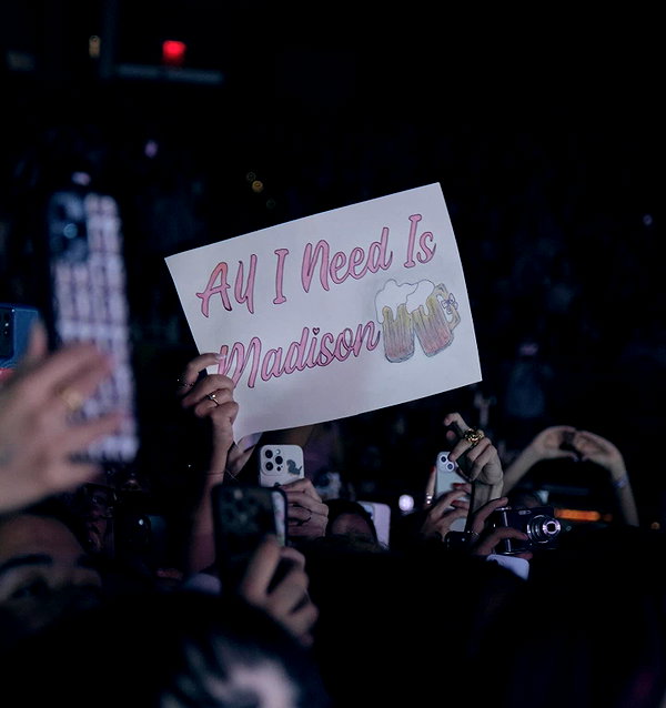 madisonbeer instagram image archive image
