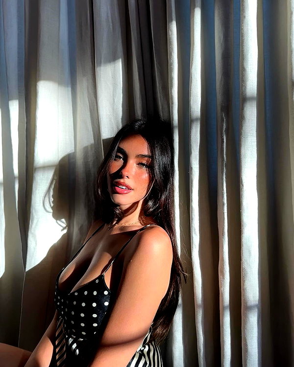 madisonbeer instagram image archive image