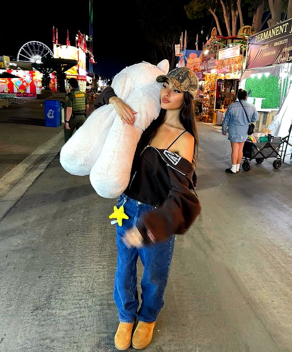 madisonbeer instagram image archive image