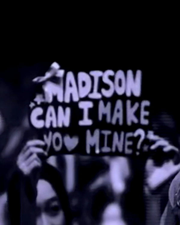 madisonbeer instagram image archive image