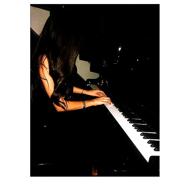 madisonbeer instagram image archive image