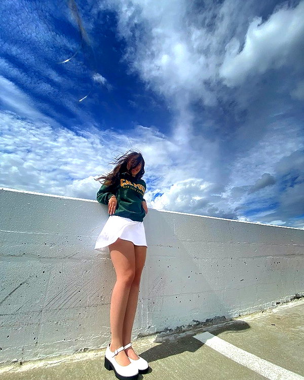 maiaj0nes_ instagram image archive image