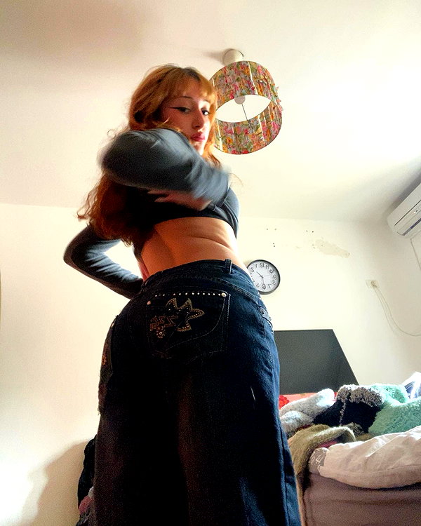 manic__sexdoll instagram image archive image