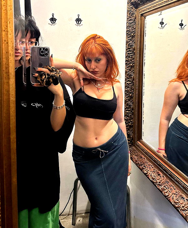 manic__sexdoll instagram image archive image