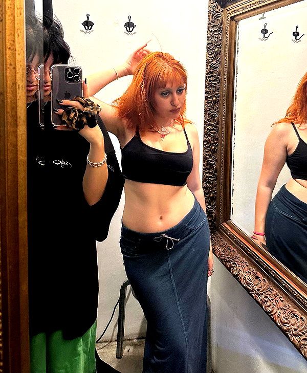 manic__sexdoll instagram image archive image