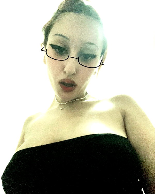 manic__sexdoll instagram image archive image