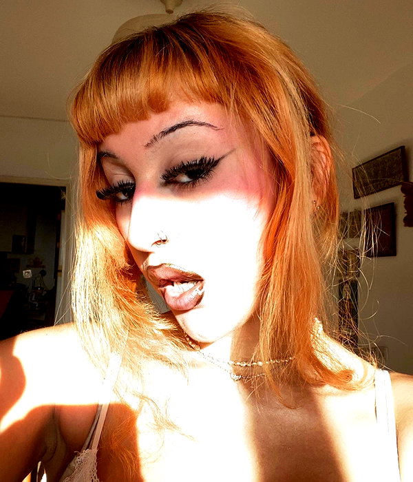 manic__sexdoll instagram image archive image