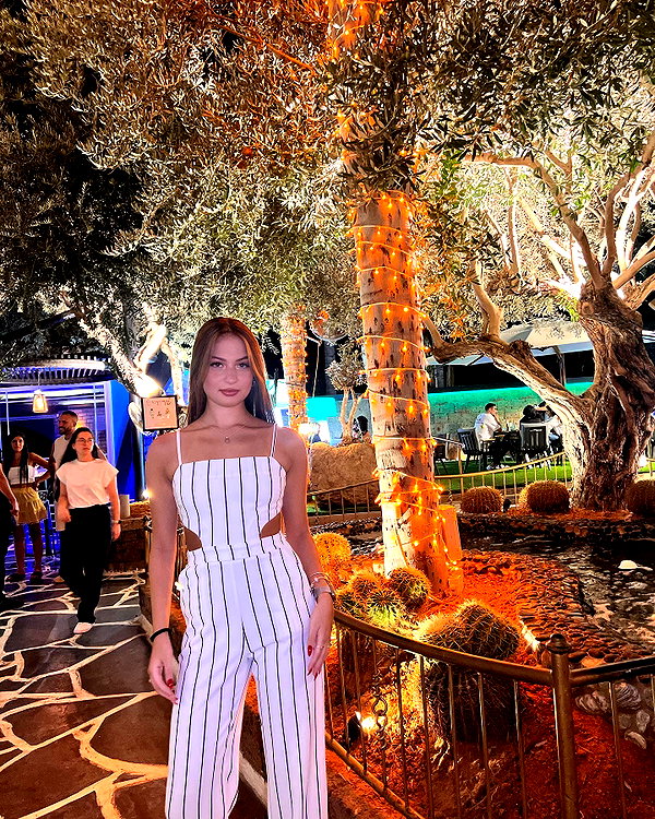 maria_vaisburd instagram image archive image