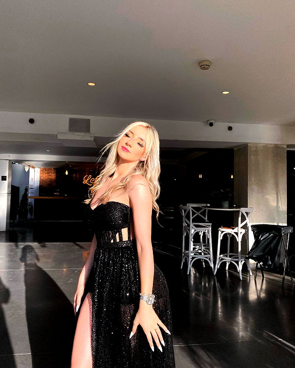 mayaellron instagram image archive image