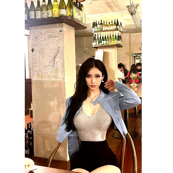 maymay_hitomi instagram image archive image