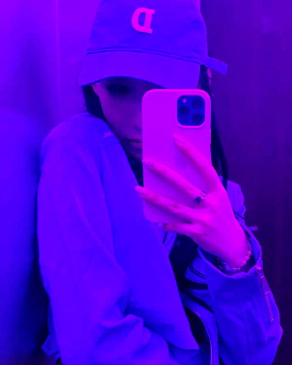 maymay_hitomi instagram image archive image
