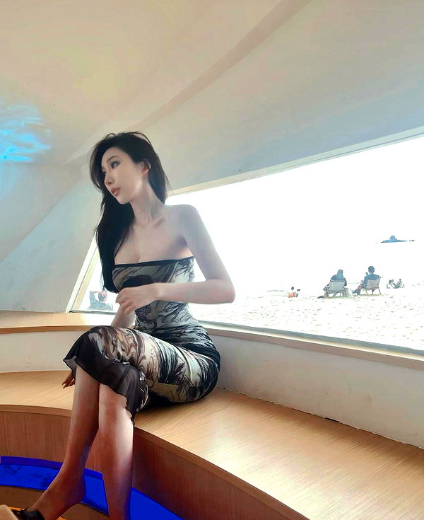 maymay_hitomi instagram image archive image