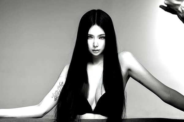 maymay_hitomi instagram image archive image