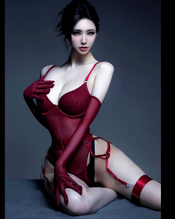 maymay_hitomi instagram image archive image